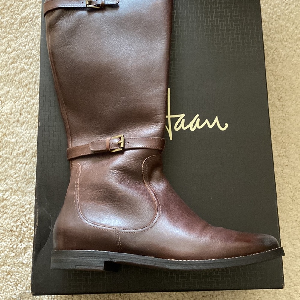 Cole Hann brown boot